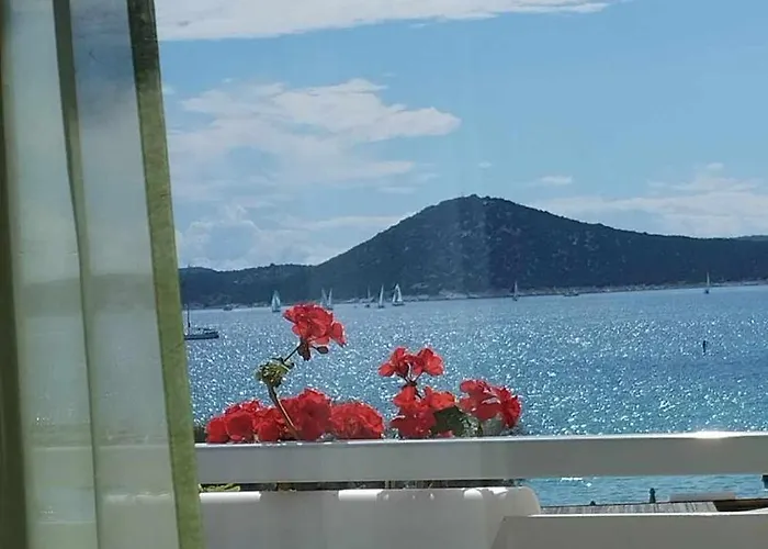 More Апартаменты