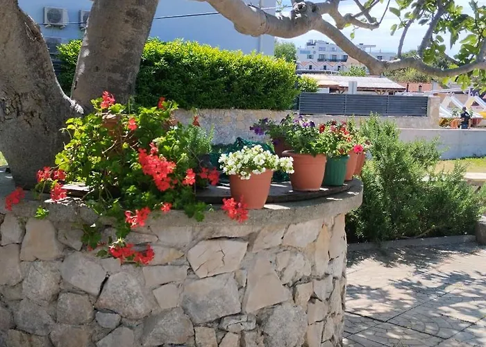 More Апартаменты *